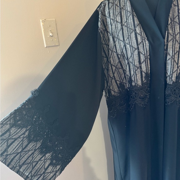 Dresses & Skirts - Elegant Black Lace Trim Robe